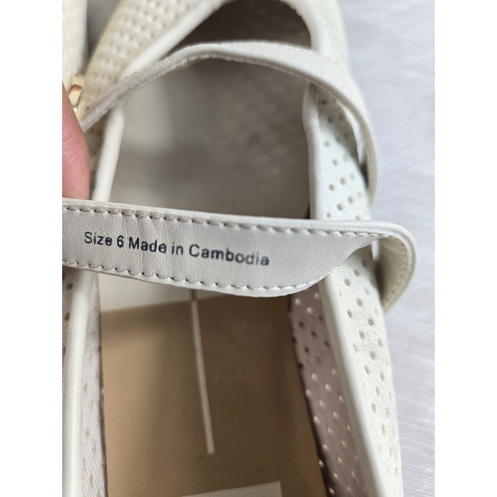 Dolce Vita Womens Cream Perforated Suede Double Buckle Mary Jane Flats Size 6 - Picture 8 of 10